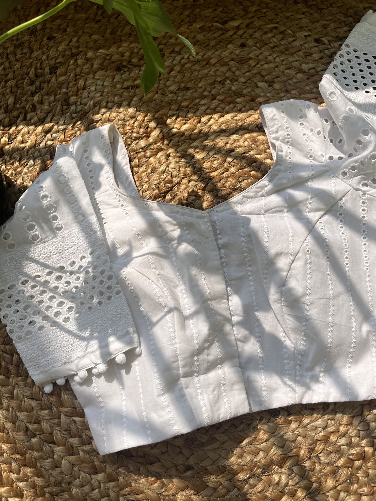 Hakoba "Enakshi" - White