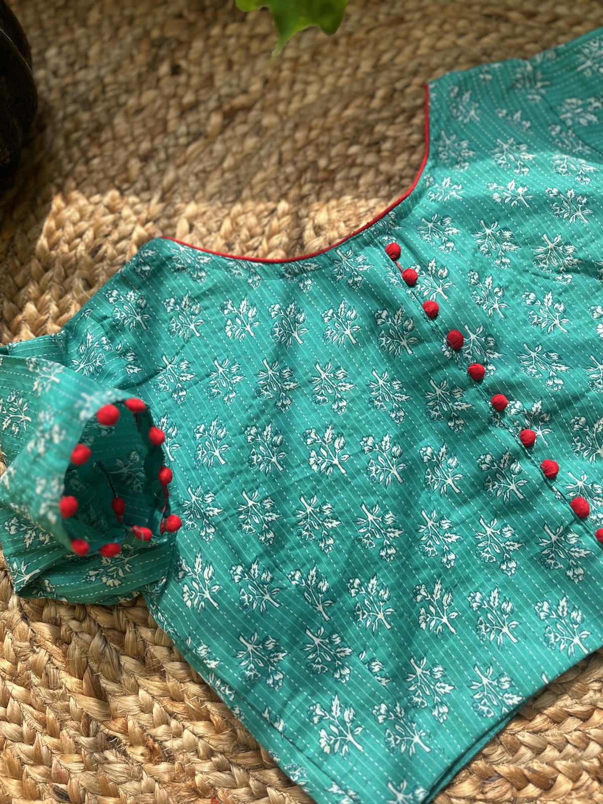 Kantha Stitch "Green Leaf"